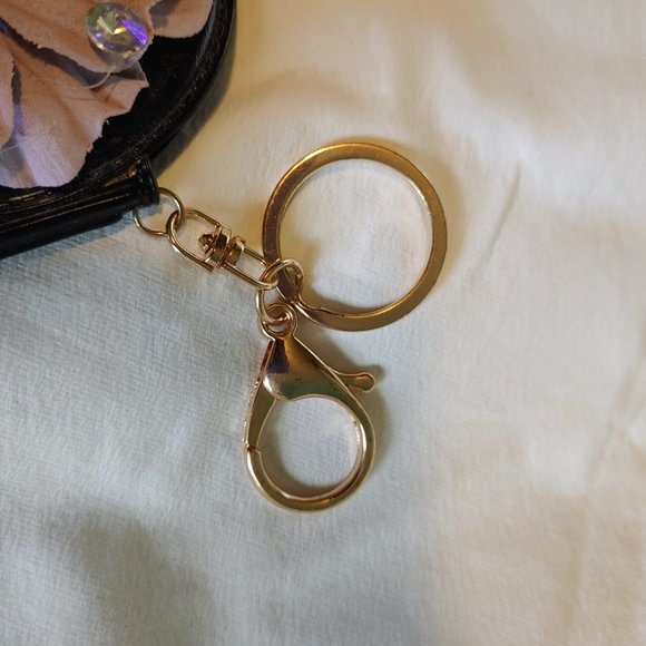 Flower Keychain Compact - Picture 4 of 4